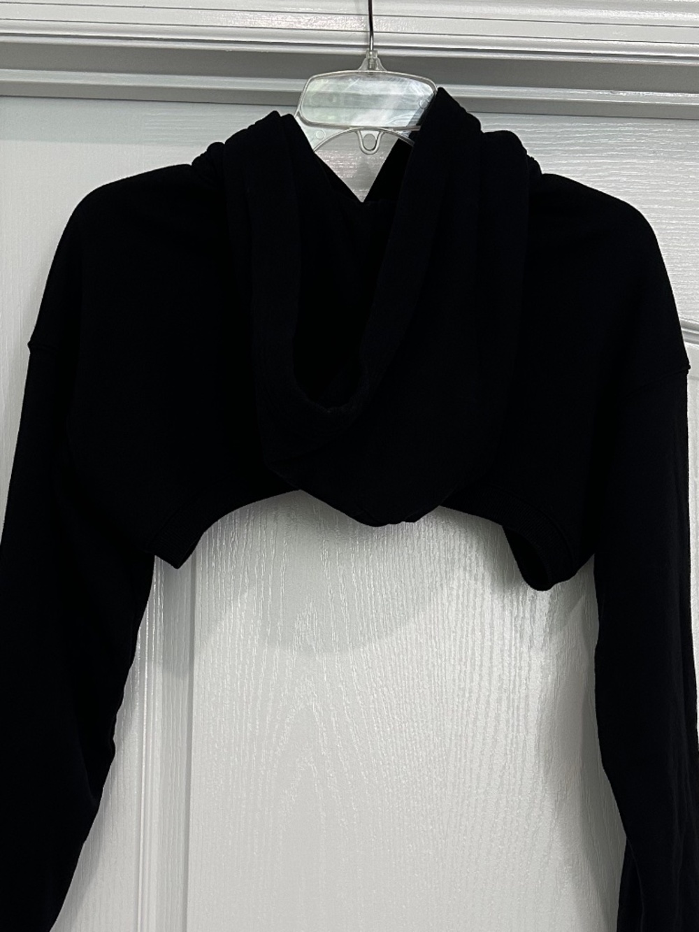 ALO Yoga Shrug It Off Cropped Fleece Hoodie Black Slouchy Activewear Relaxed - Picture 7 of 13